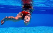 à la piscine