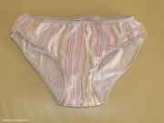 De retour....Culotte portée par ma petite femme