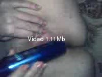 elle se gode avec le déo