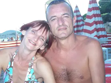 Isabelle et Franck pour echange photos et plus..