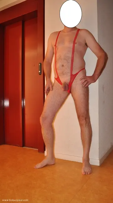 STRING BODY ROUGE