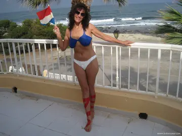Lucimilo : supportrice de l equipe de France