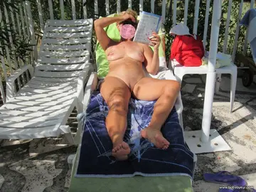 Cet été au mois d'août, suite