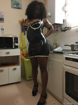 Robe en latex