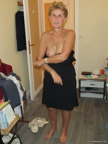 sous la robe
