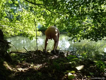 un petit coin au bord de la rivière