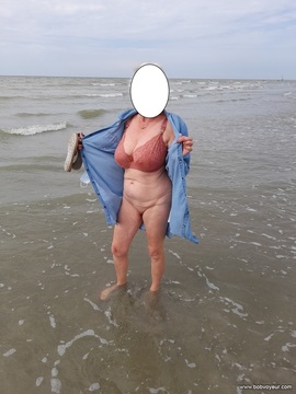 Les pieds dans l'eau