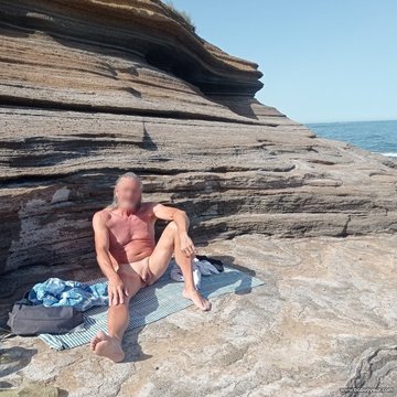 plage de rocher au cap d'agde