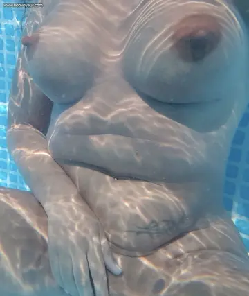 seins