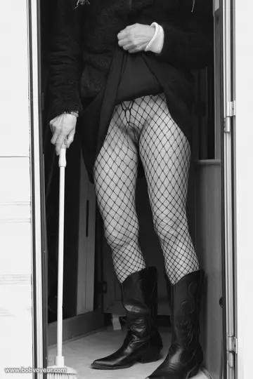 Jeux de jambes en noir et blanc
