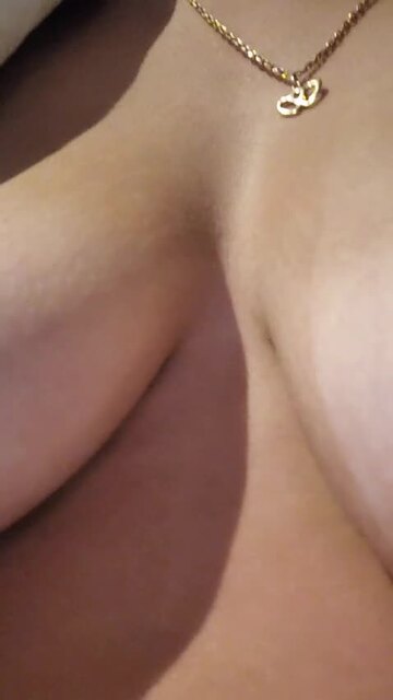 En sortant de la douche..je m aperçois que je ne s