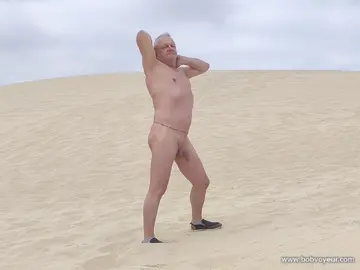 Scéance photo nu dans les dunes