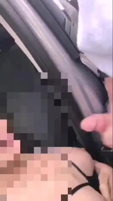 Exhibe seule devant un bobeur.. Dernière vidéo