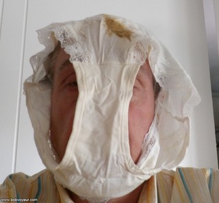 j'ai inventé mon masque de protection perso !  mais je ne l'ai pas jeté