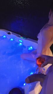 Recherche couple femme homme pour passer un bon moment et voir plus....
