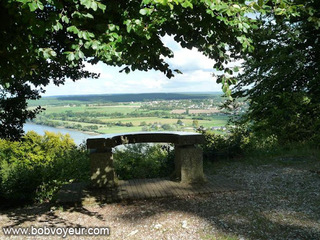 Table orentation foret de bretonne endroit a decouvrir avec une belle vue pour exib voyeurisme