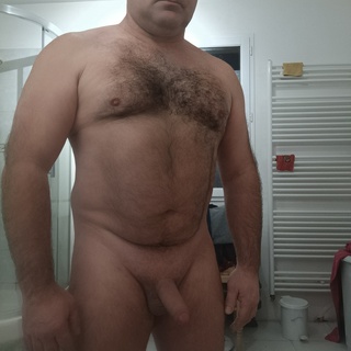 Un peu plus de moi, n'hésitez pas à venir en mp partager un bon moment de plaisir 