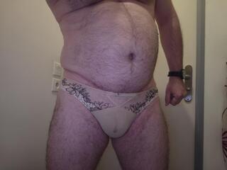 C’est agréable de porter de  la belle lingerie...